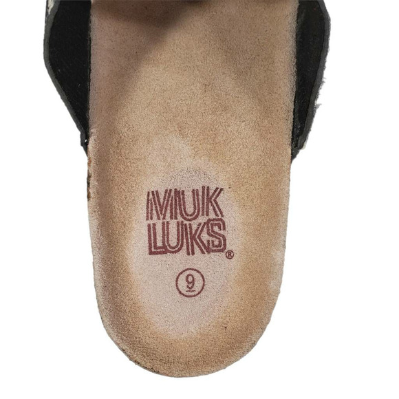 Muk Luks Womens sz 9 Flip Flop Sandals Cara Black Ikat White Jungle Slip Ons New - Picture 8 of 9